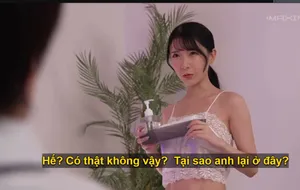 Sau đó, người phụ nữ ăn chuối đã phân tích tin tức. Nguồn: Andromeda vô cảm